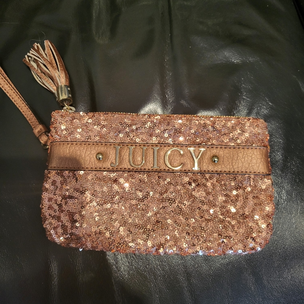 Juicy  Couture Wristlet